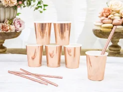 Värikattaus|Lasit Ja Mukit>PartyDeco sp. z o.o. sp. k., ul. Kolumba 1, 70-035 Szczecin, www.partydeco.com Pahvimuki korkeakiiltoruusukulta 220 ml 6 kpl/pkt