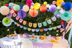 Muut Ripustettavat Koristeet>PartyDeco sp. z o.o. sp. k., ul. Kolumba 1, 70-035 Szczecin, www.partydeco.com Paperiviuhkakoriste, mintun vihreä 20-30 cm, 3 kpl/pkt