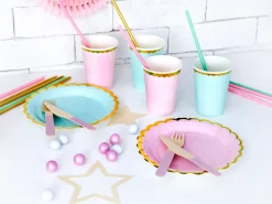Värikattaus|Vauvakutsut, Baby Shower>PartyDeco sp. z o.o. sp. k., ul. Kolumba 1, 70-035 Szczecin, www.partydeco.com Pastelli pahvimuki vaaleanpunainen 6 kpl/pkt