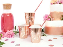 Häät|Häät>PartyDeco sp. z o.o. sp. k., ul. Kolumba 1, 70-035 Szczecin, www.partydeco.com She said yes! pahvimuki korkeakiiltoruusukulta 6 kpl/pkt